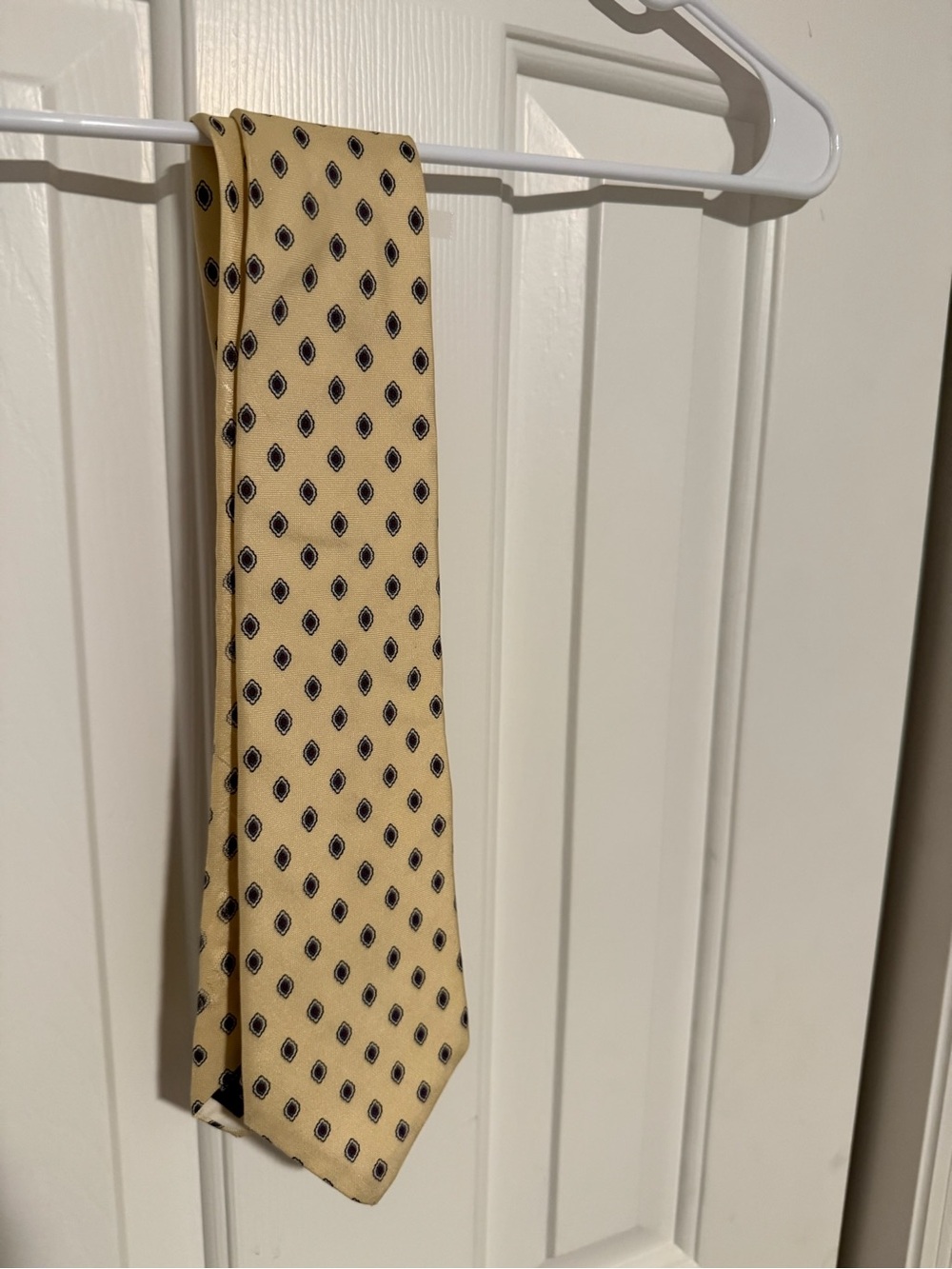 Italian Men's Yellow Patterned Tie - Classic Geometric Design